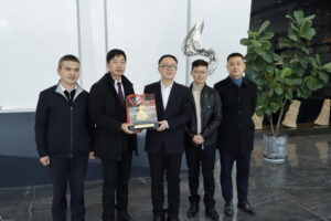 樂(lè)清市人民政府戴旭強(qiáng)市長(zhǎng)一行蒞臨我司開展“樂(lè)商之春”慰問(wèn)